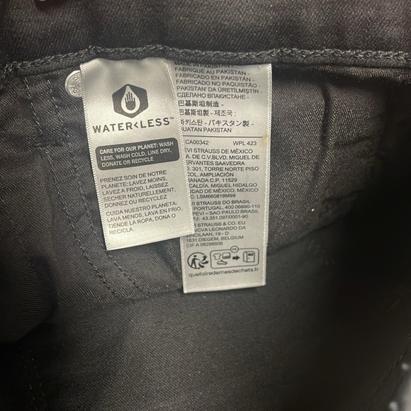 Levi 315 Bootcut Jean - Picture 5 of 5